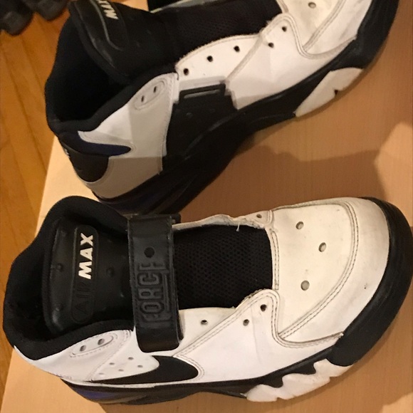 CB - Picture 3 of 14